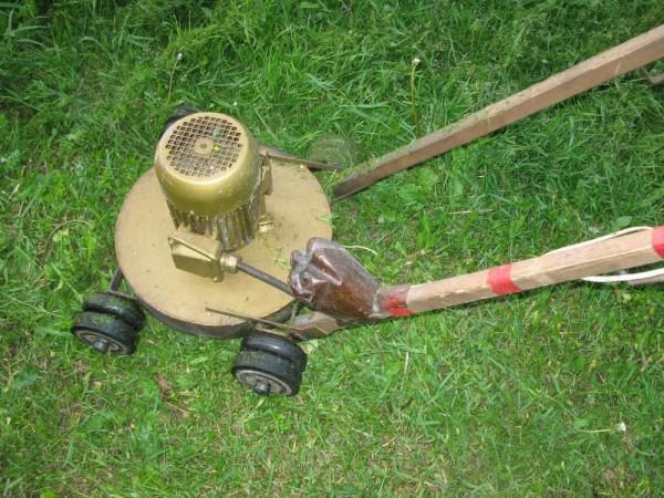 Trimmer lawn mower