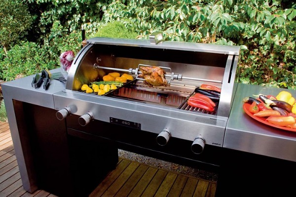 Gas grill