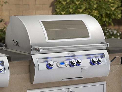 Built-in gas grill