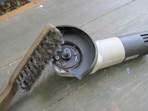 Brush removal