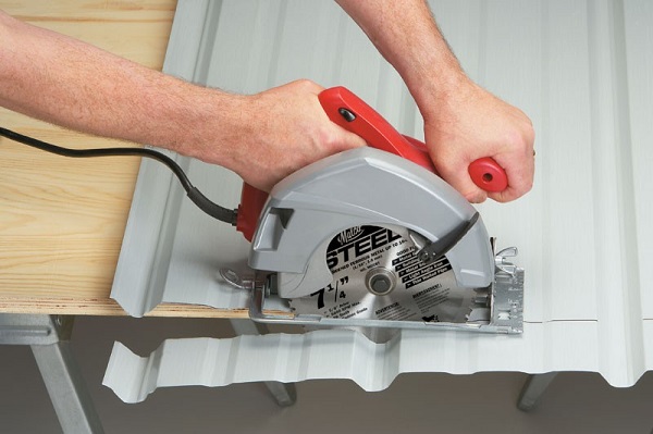 Professional sheet cutting