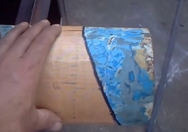 We cut the pipe at 45 degrees