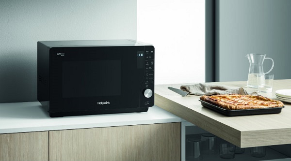 Hotpoint Extra Space Crisp