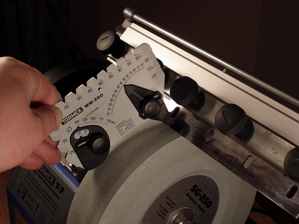 Sharpening on the machine