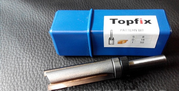 Edge straight milling cutter