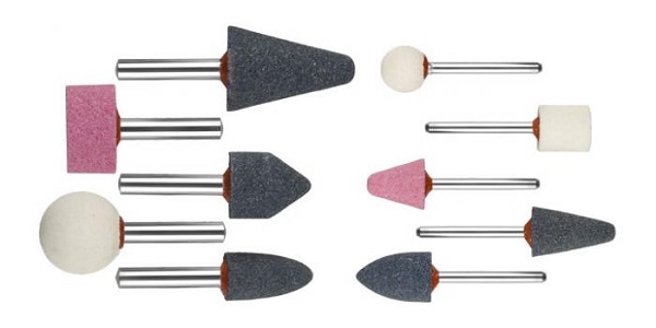 Abrasive nozzles