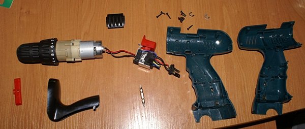 Screwdriver body and its contents