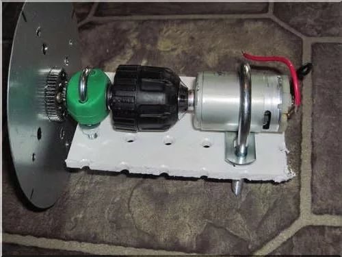 Mounting engine and cartridge