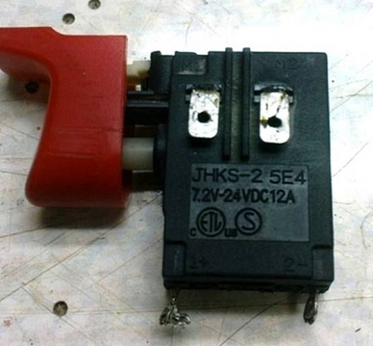 Screwdriver button