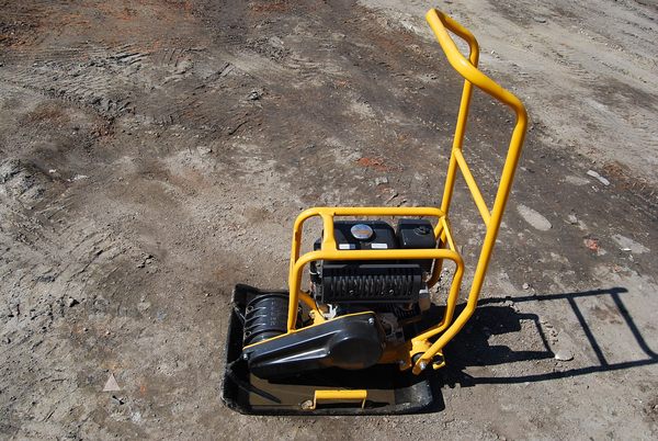 Operation of the vibrating plate