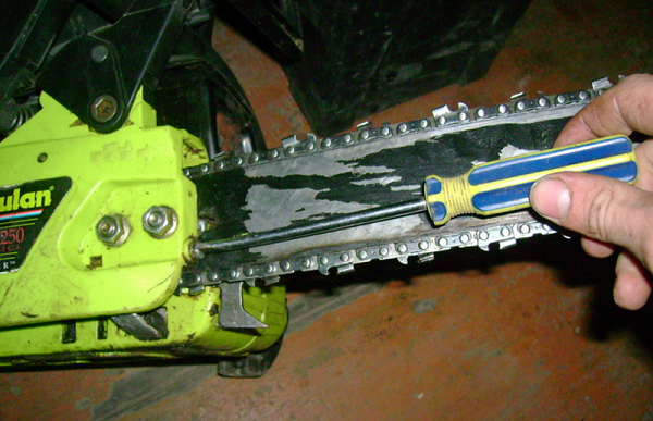 Rotation tensioner