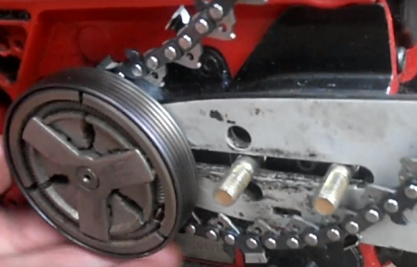 Chain installation