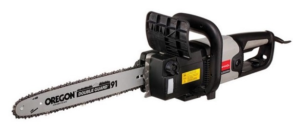 Chainsaw Interskol