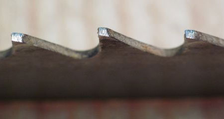 Saw teeth