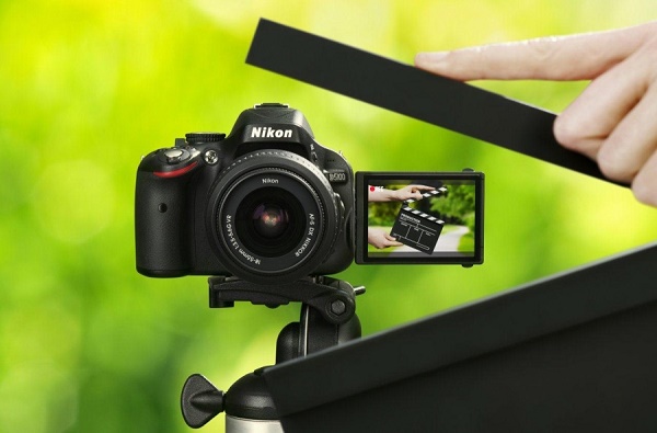 Reflex camera