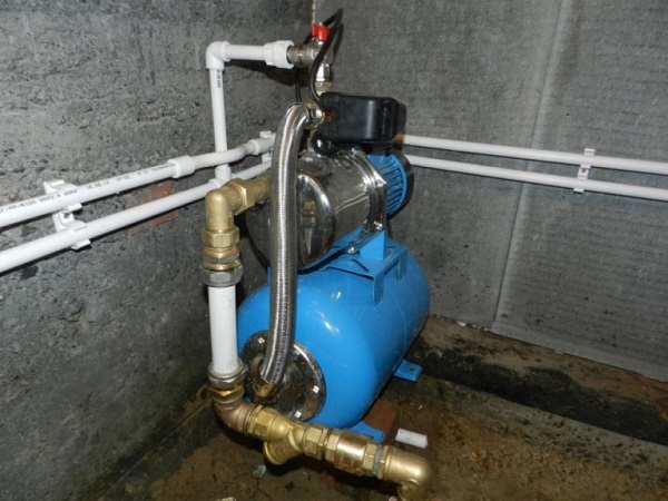 Pumping station for a private house