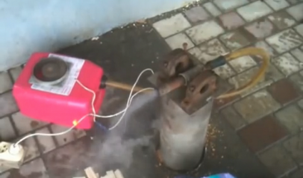 Supercharger with power supply