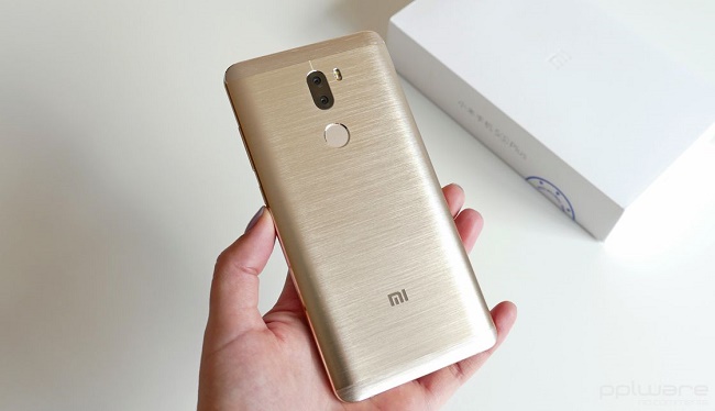 Smartphone in hand