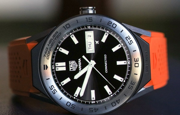 Display Tag Heuer Modular 45