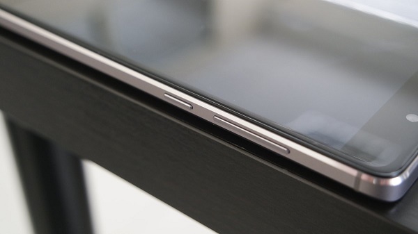 The verge of the phone