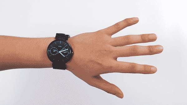 Clock management with gestures