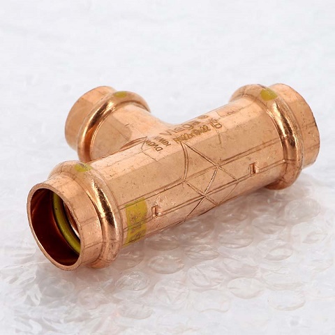 Plumbing tee