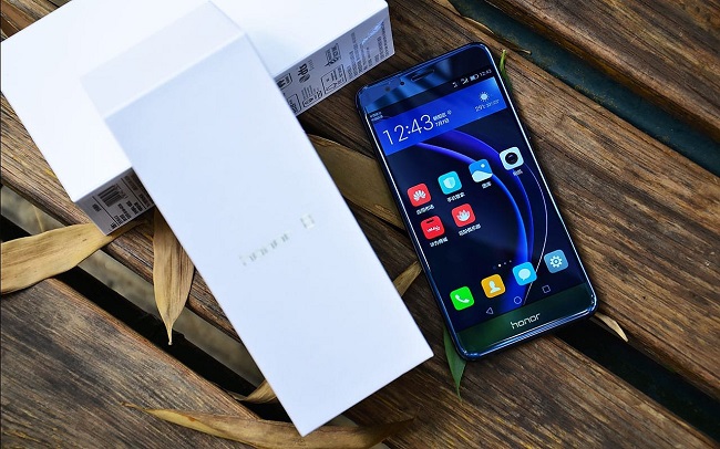 Smartphone and packaging