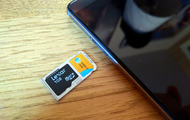 Card slot