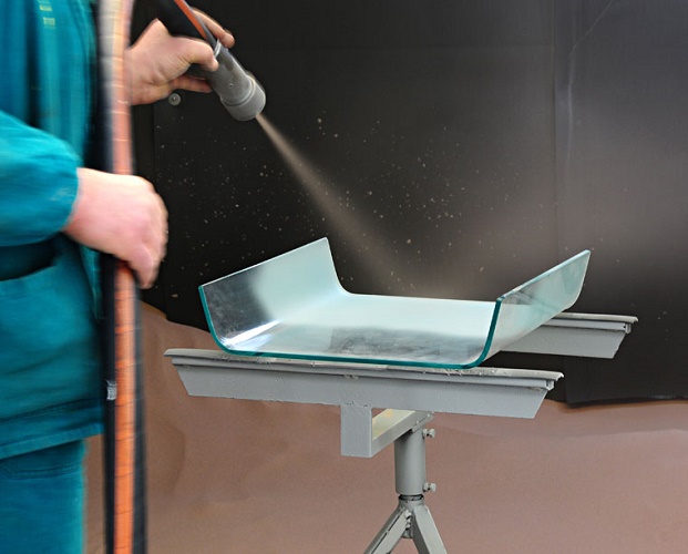 Sand blasting on glass