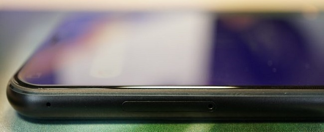 Card slot