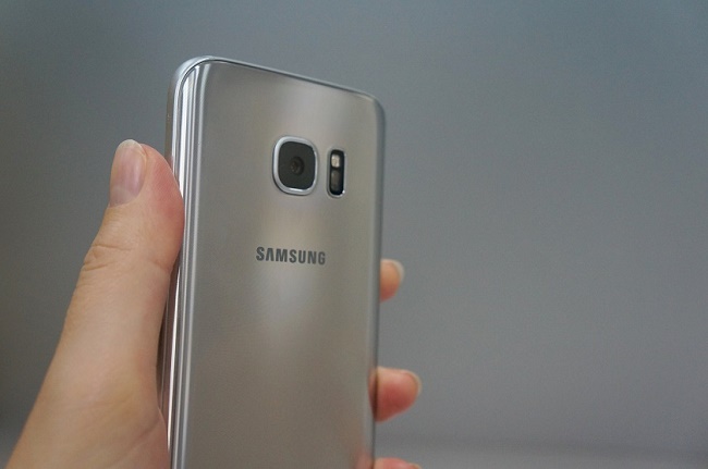 Smartphone camera