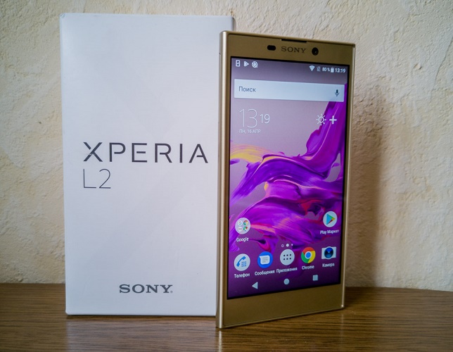 Smartphone with box