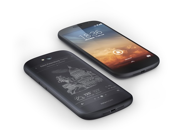 Two screens at the smartphone