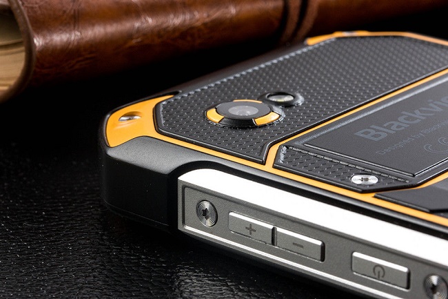 Shockproof smartphone