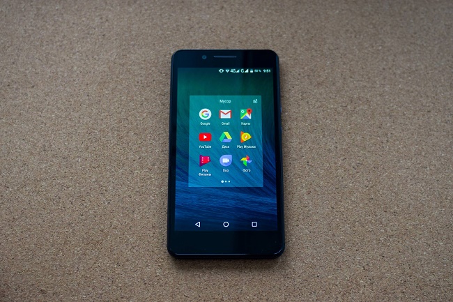 Philips S327 1 / 8GB